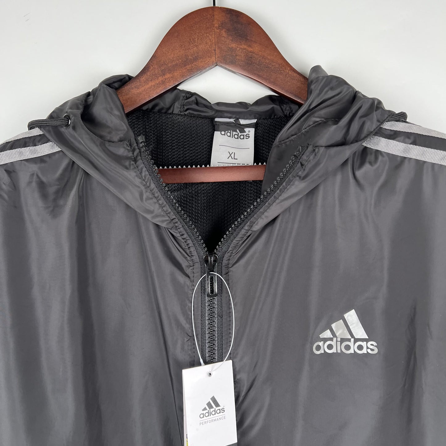 Corta Vento Adidas Dark Gray (Sob encomenda)