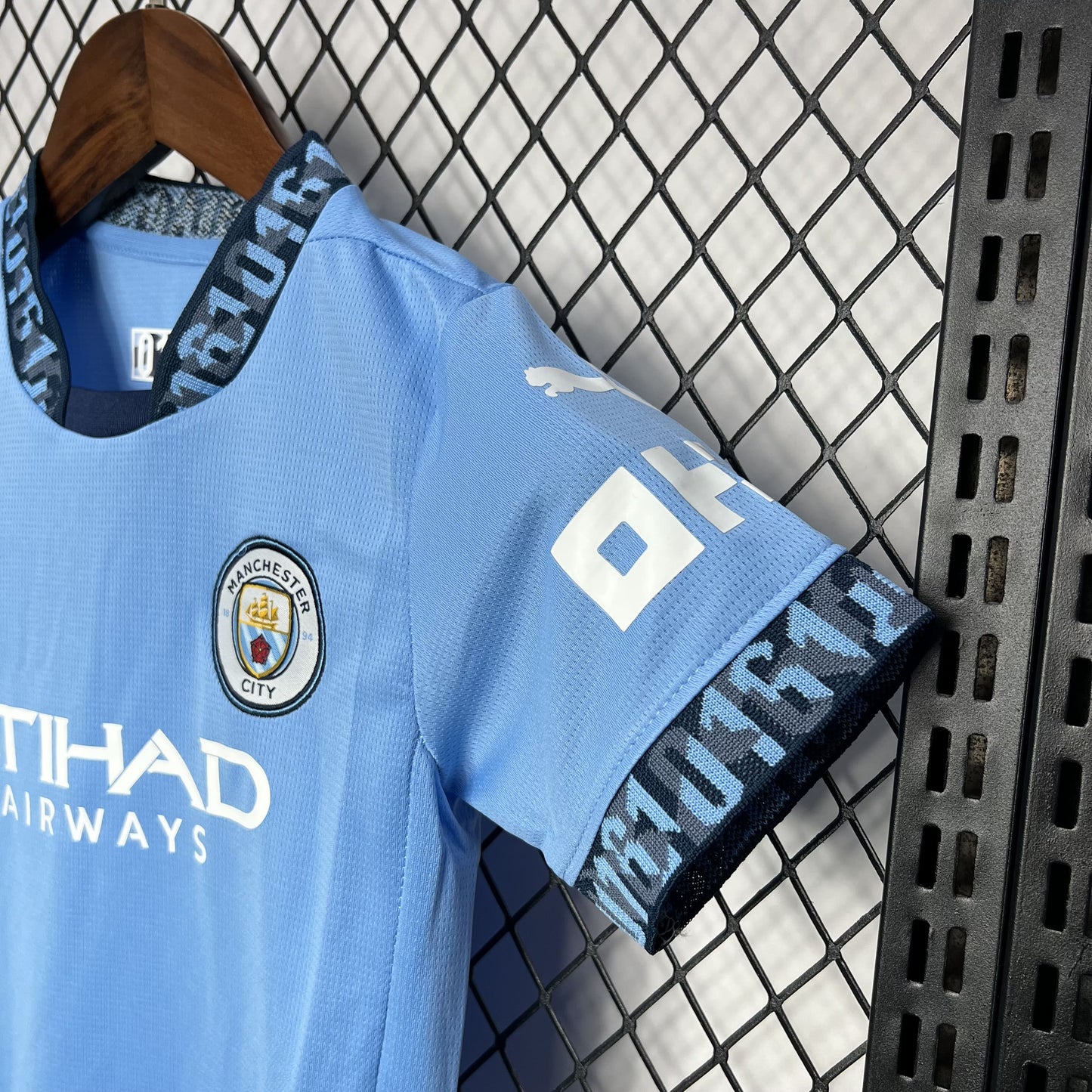 Kit Infantil Manchester City I 24/25 (Sob encomenda)