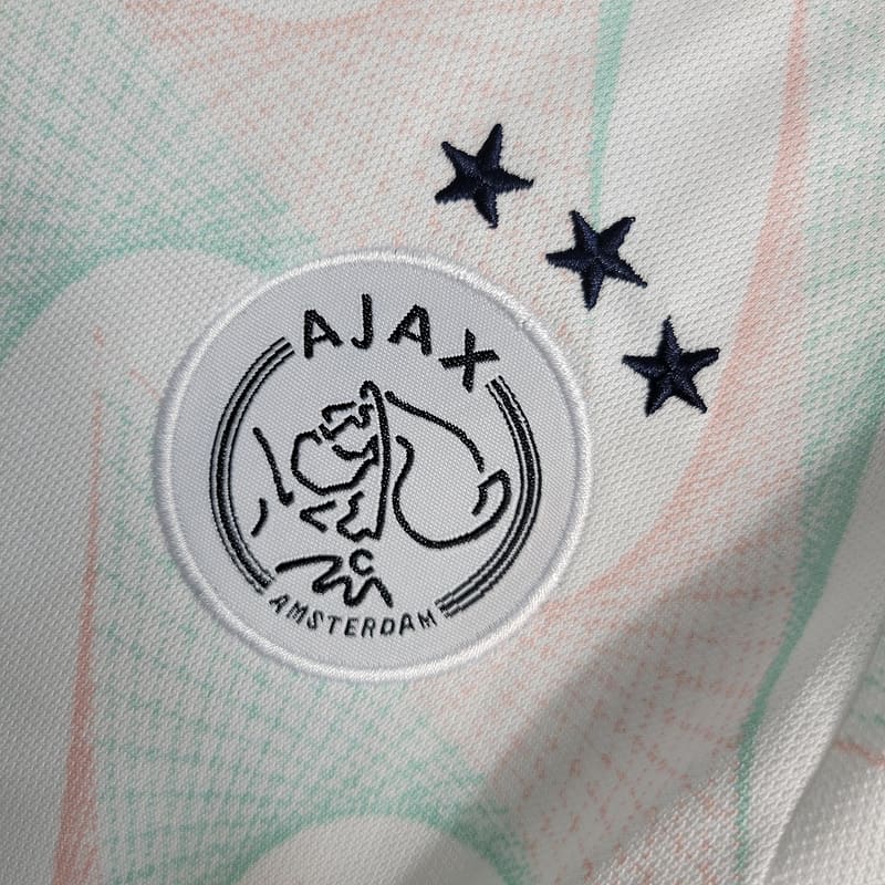 Kit Infantil Ajax II 23/24 (Sob encomenda)