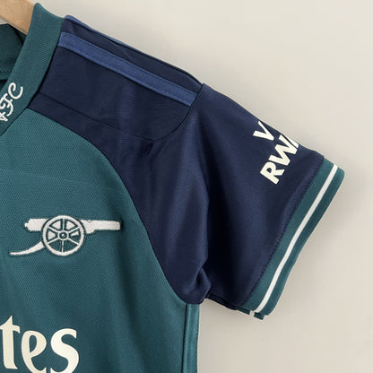 Kit Infantil Arsenal III 23/24 (Sob encomenda)