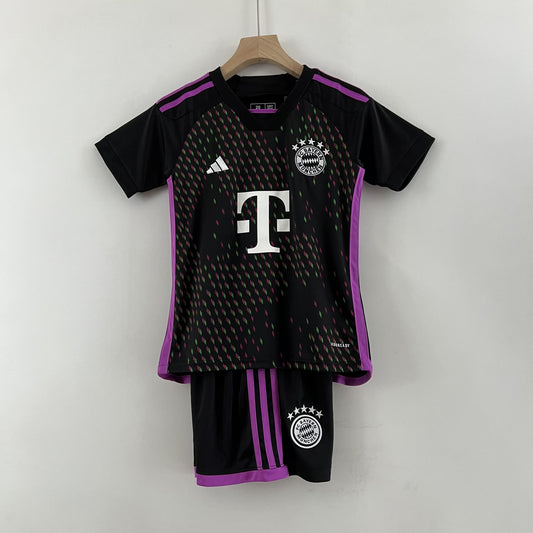 Kit Infantil Bayern de Munique II 23/24 (Sob encomenda)