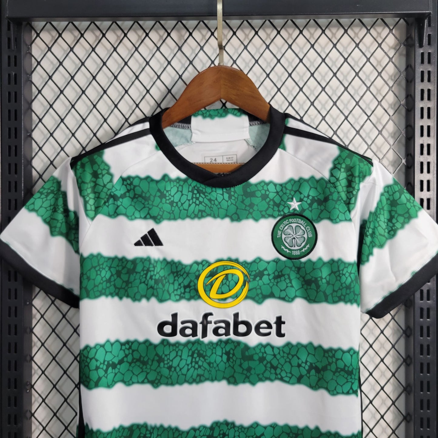 Kit Infantil Celtic I 23/24 (Sob encomenda)