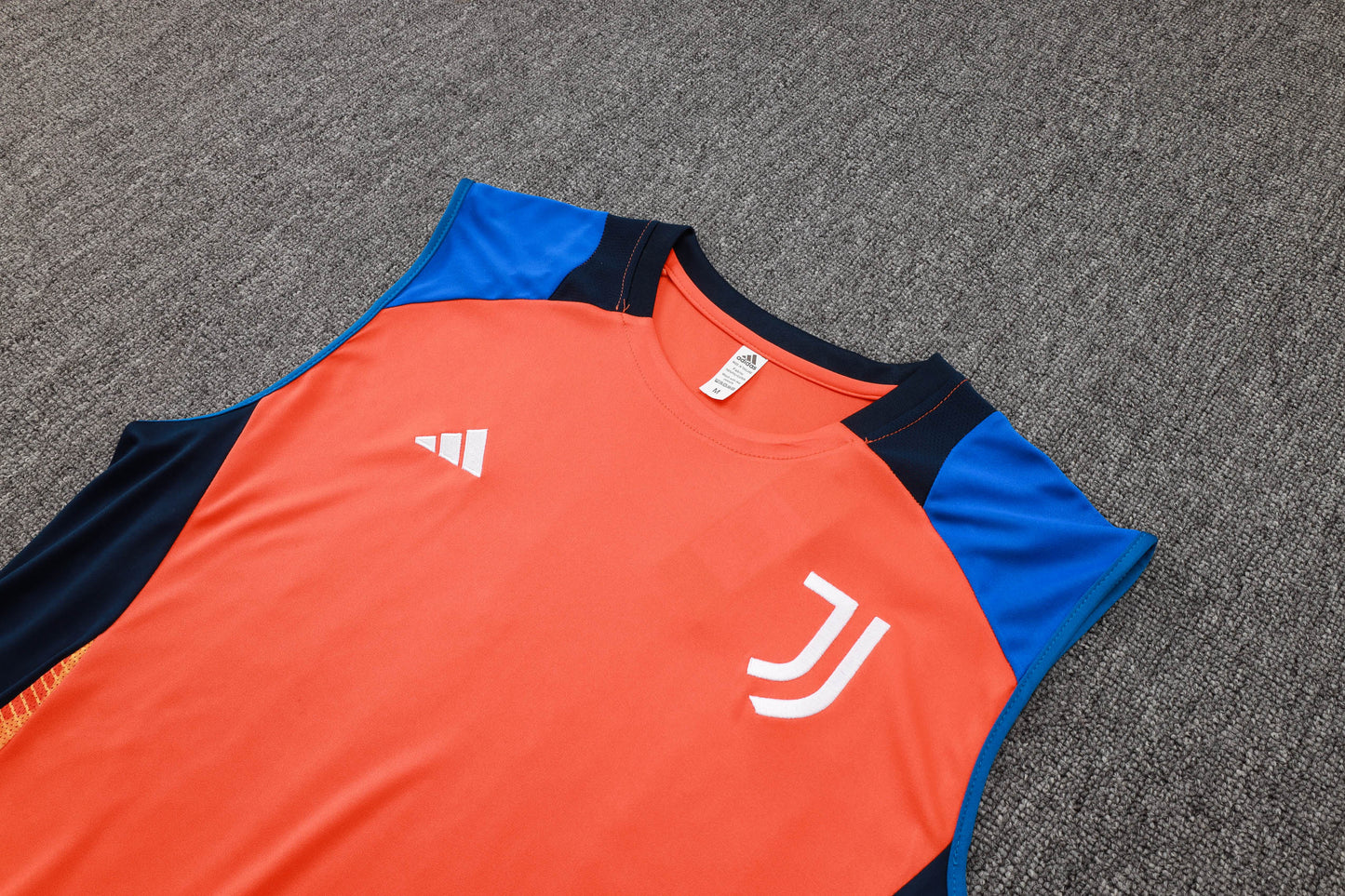 Conjunto de Treino Juventus 24/25 (Sob encomenda)