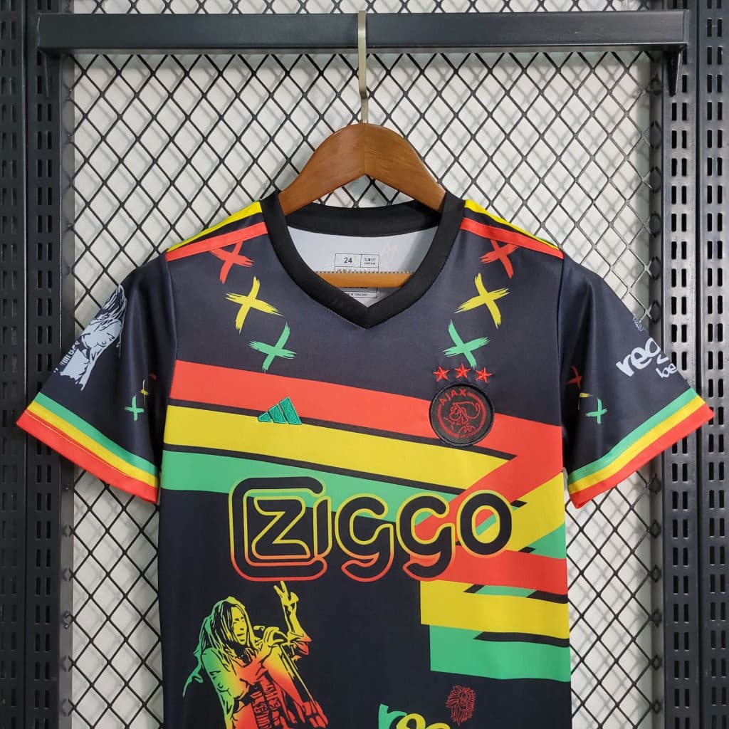 Kit Infantil Ajax Edição Especial 23/24 (Sob encomenda)