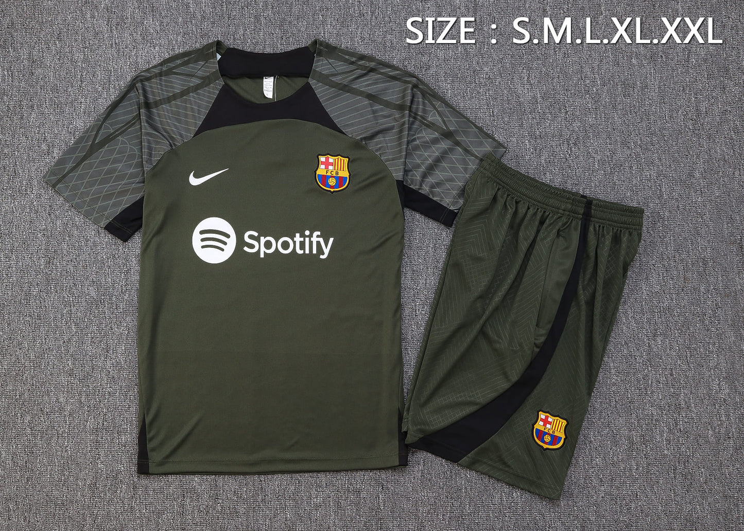 Conjunto de Treino Barcelona 23/24 (Sob encomenda)