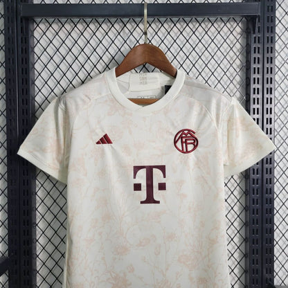 Kit Infantil Bayern de Munique III 23/24 (Sob encomenda)