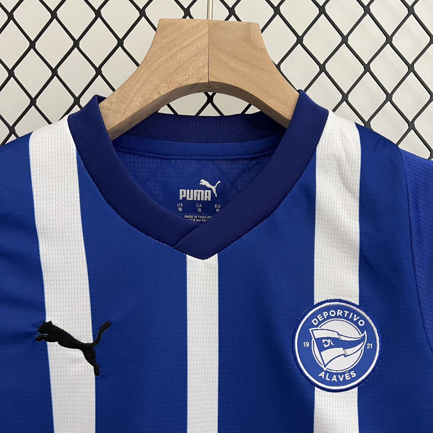 Kit Infantil Deportivo Alavés I 23/24 (Sob encomenda)