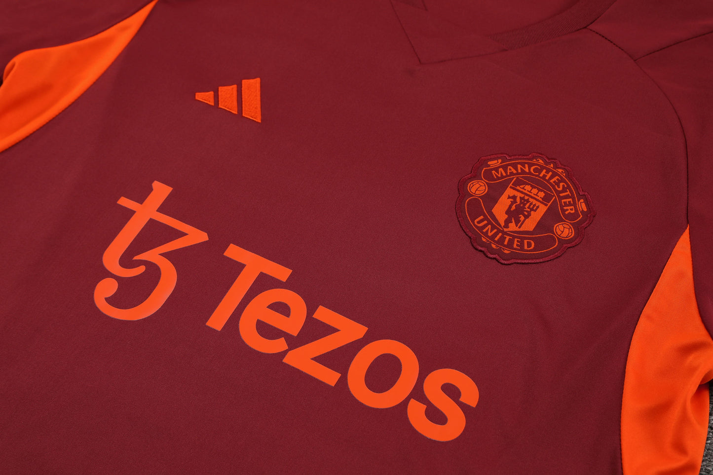 Conjunto de Treino Manchester United 23/24 (Sob encomenda)