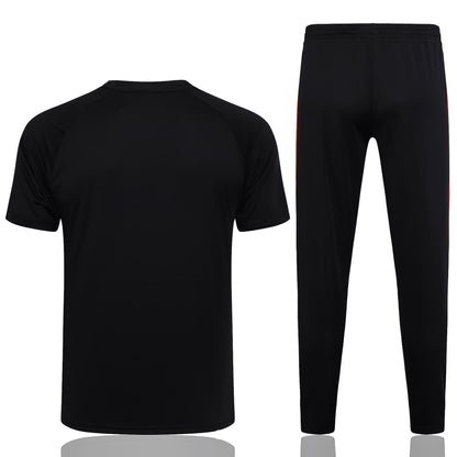 Conjunto de Treino Milan 23/24 (Sob encomenda)