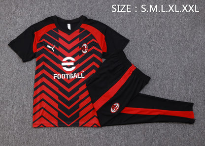 Conjunto de Treino Milan 23/24 (Sob encomenda)