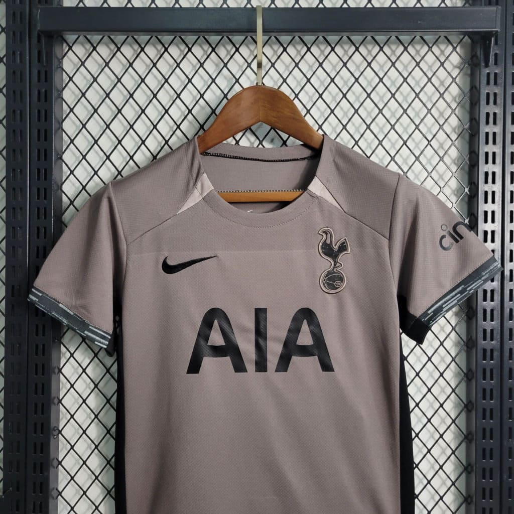 Kit Infantil Tottenham III 23/24 (Sob encomenda)