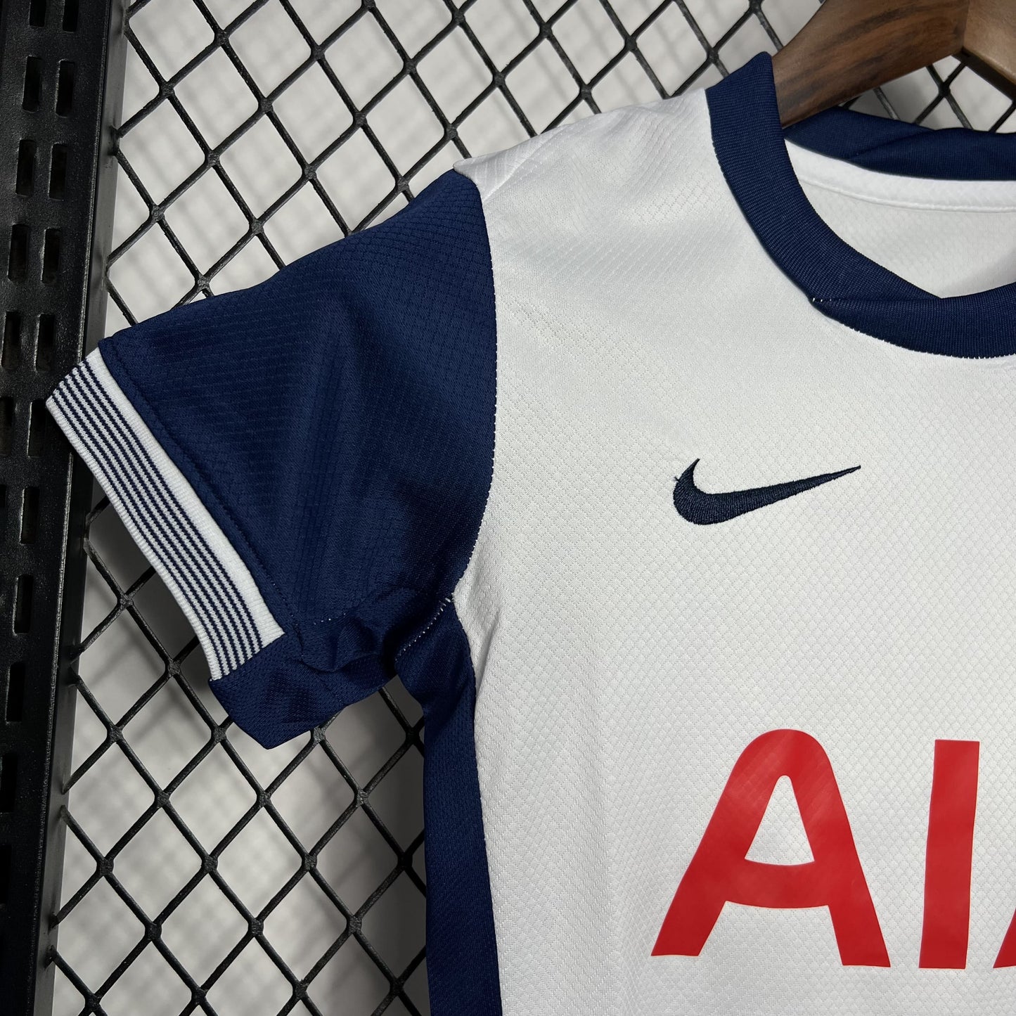 Kit Infantil Tottenham I 24/25 (Sob encomenda)