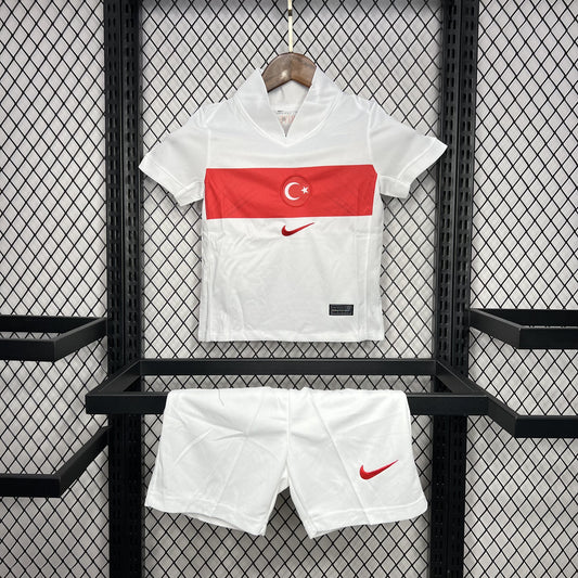 Kit Infantil Turquia I 2024 (Sob encomenda)