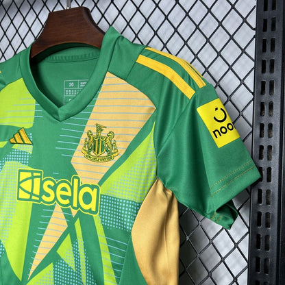 Kit Infantil Newcastle Goleiro 24/25 (Sob encomenda)