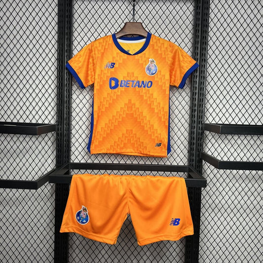 Kit Infantil Porto II 24/25 (Sob encomenda)