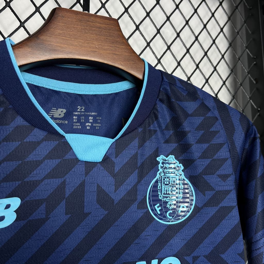 Kit Infantil Porto III 24/25 (Sob encomenda)