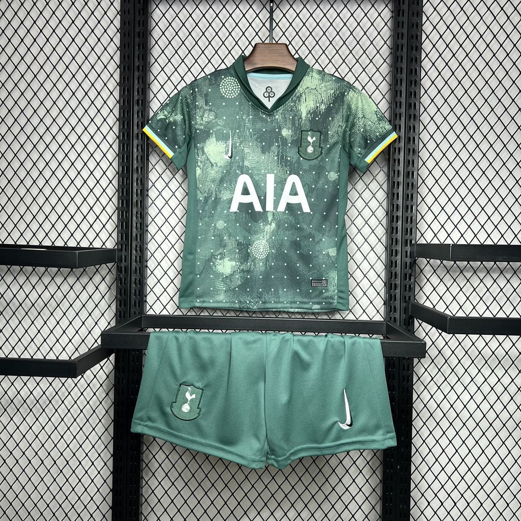 Kit Infantil Tottenham III 24/25 (Sob encomenda)