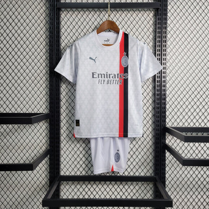 Kit Infantil Milan II 23/24 (Sob encomenda)