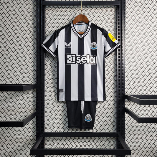 Kit Infantil Newcastle I 23/24 (Sob encomenda)