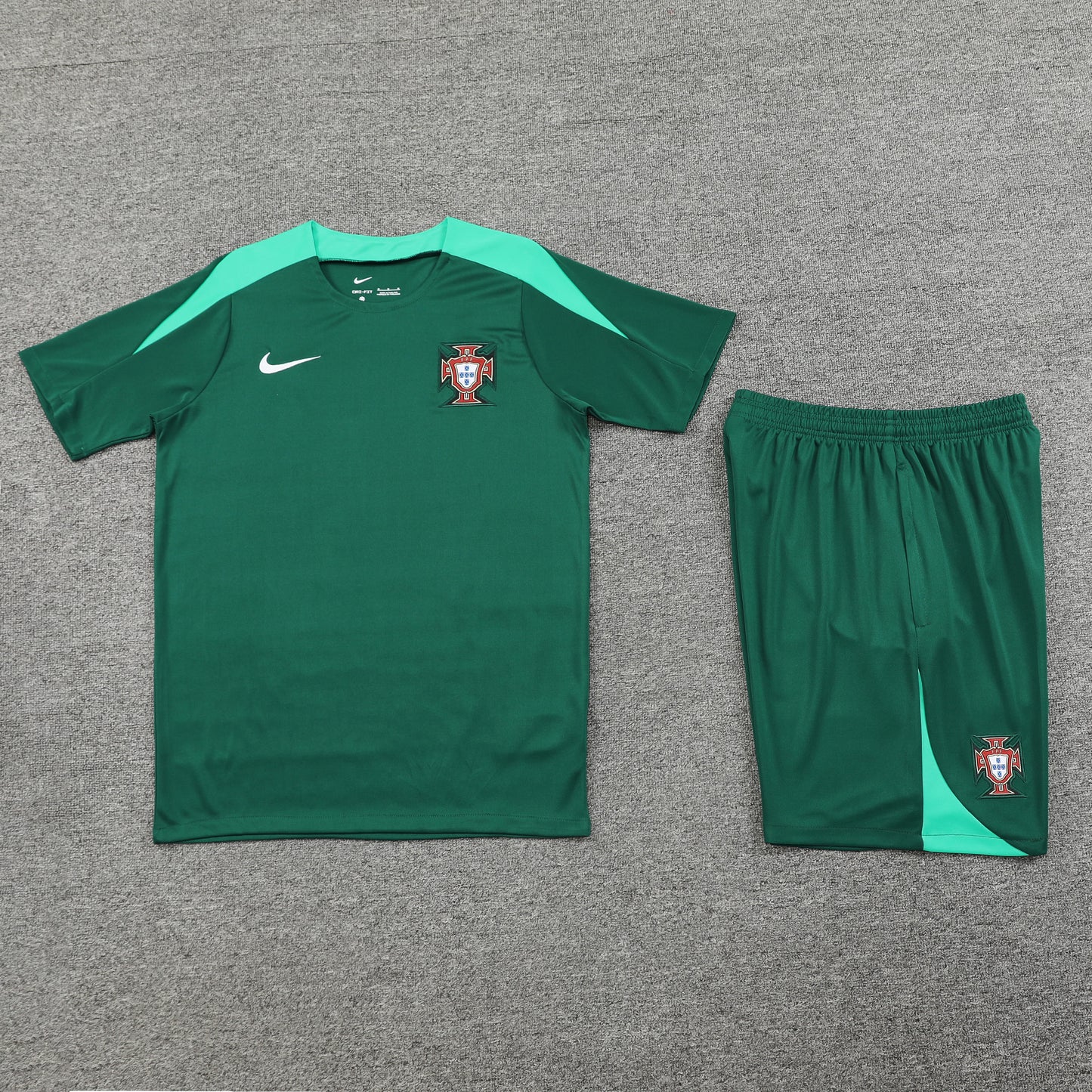 Conjunto de Treino Portugal 2024 (Sob encomenda)