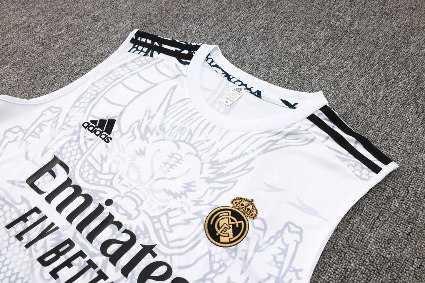 Conjunto de Treino Real Madrid 23/24 (Sob encomenda)