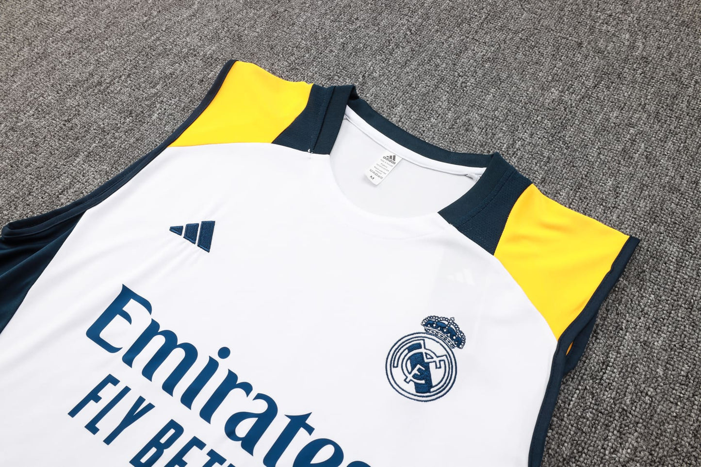 Conjunto de Treino Real Madrid 24/25 (Sob encomenda)