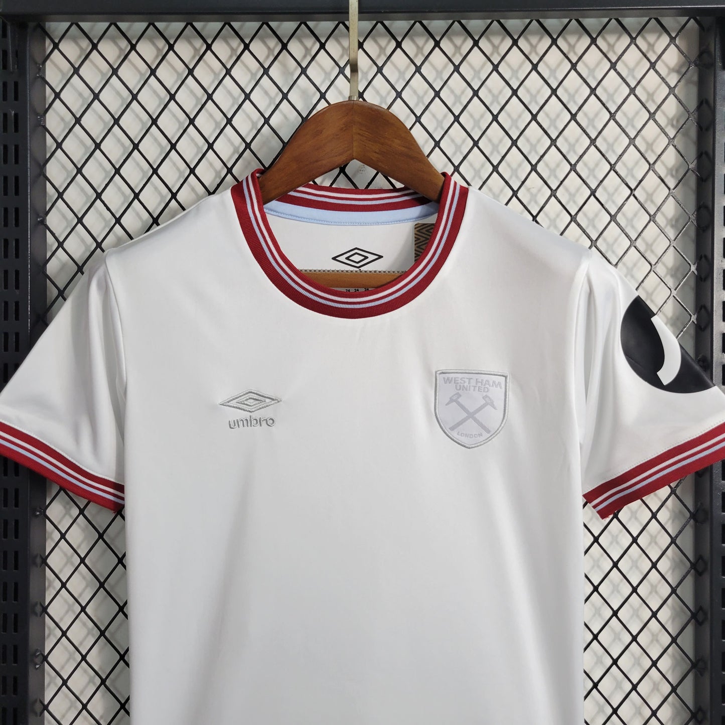 Kit Infantil West Ham II 23/24 (Sob encomenda)