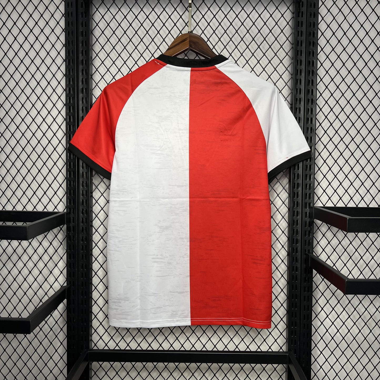 Camisa Feyenoord I 24/25 Torcedor (Sob encomenda)