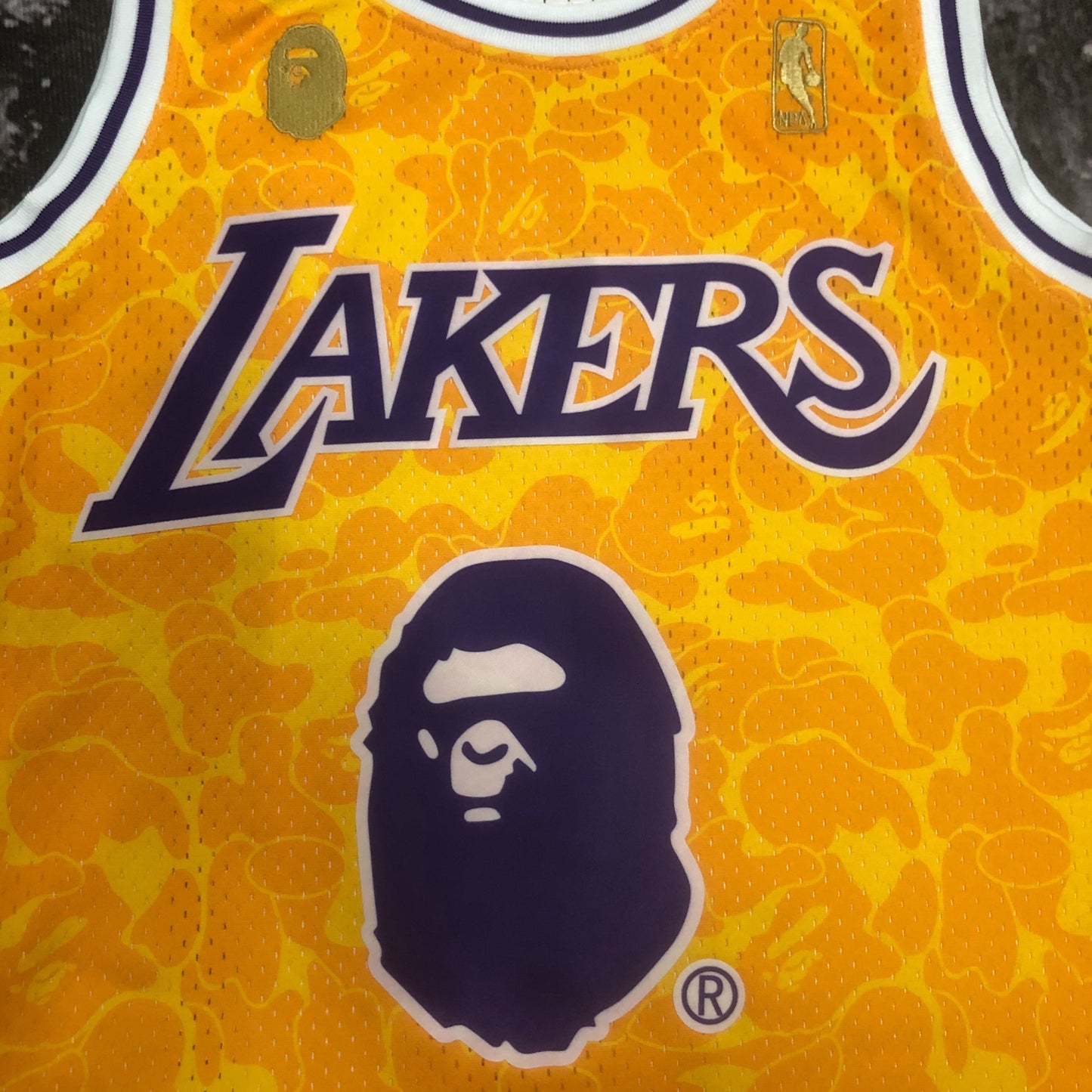 Regata Los Angeles Lakers NBA 1996 Bape X Mitchell And Ness Hardwood Classics Masculina (Sob encomenda)