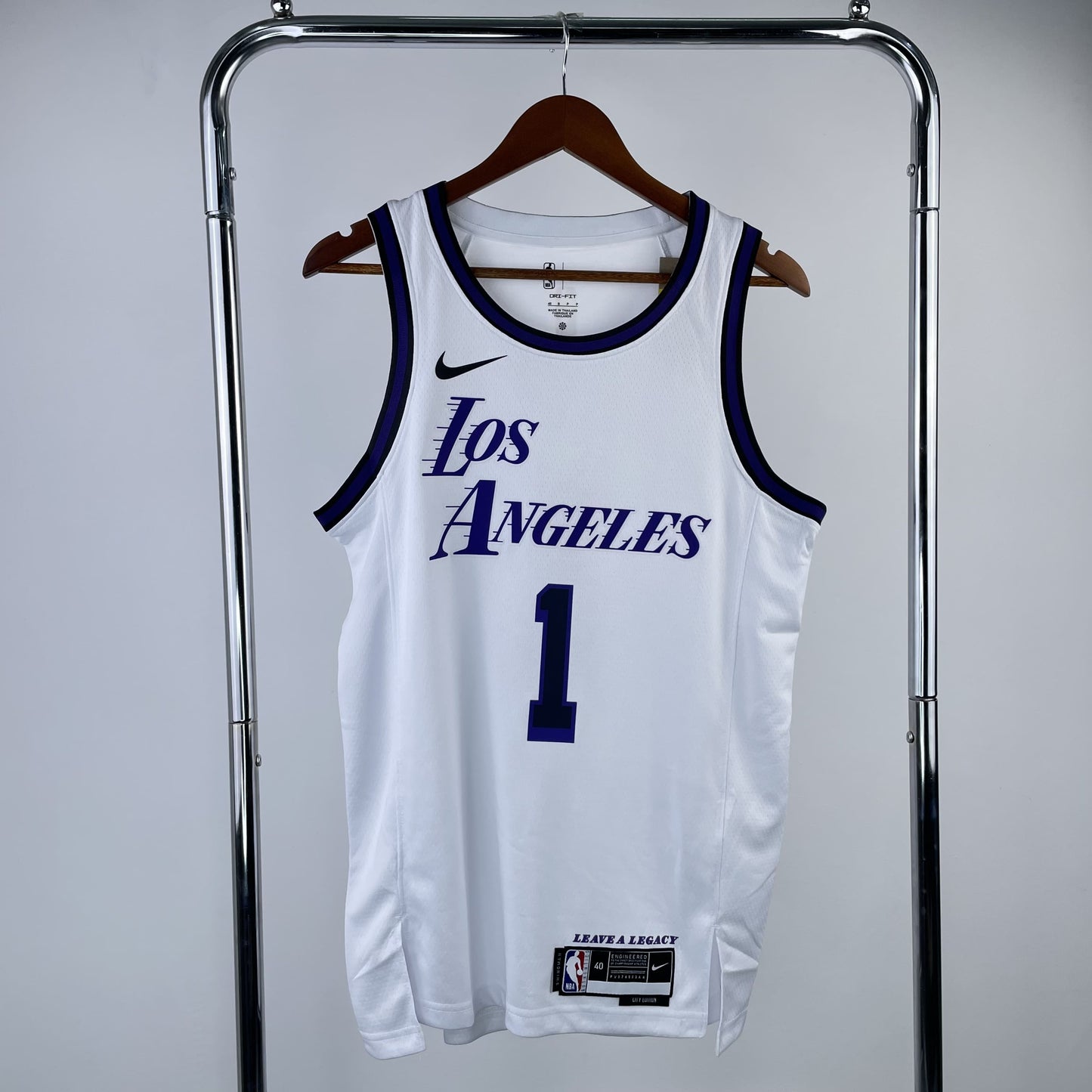 Regata Los Angeles Lakers NBA 2023 City Edition Swingman Masculina (Sob encomenda)