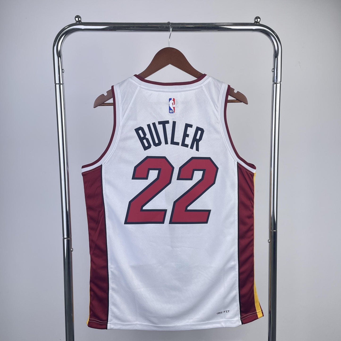 Regata Miami Heat NBA 2023 Association Edition Swingman Masculina (Sob encomenda)