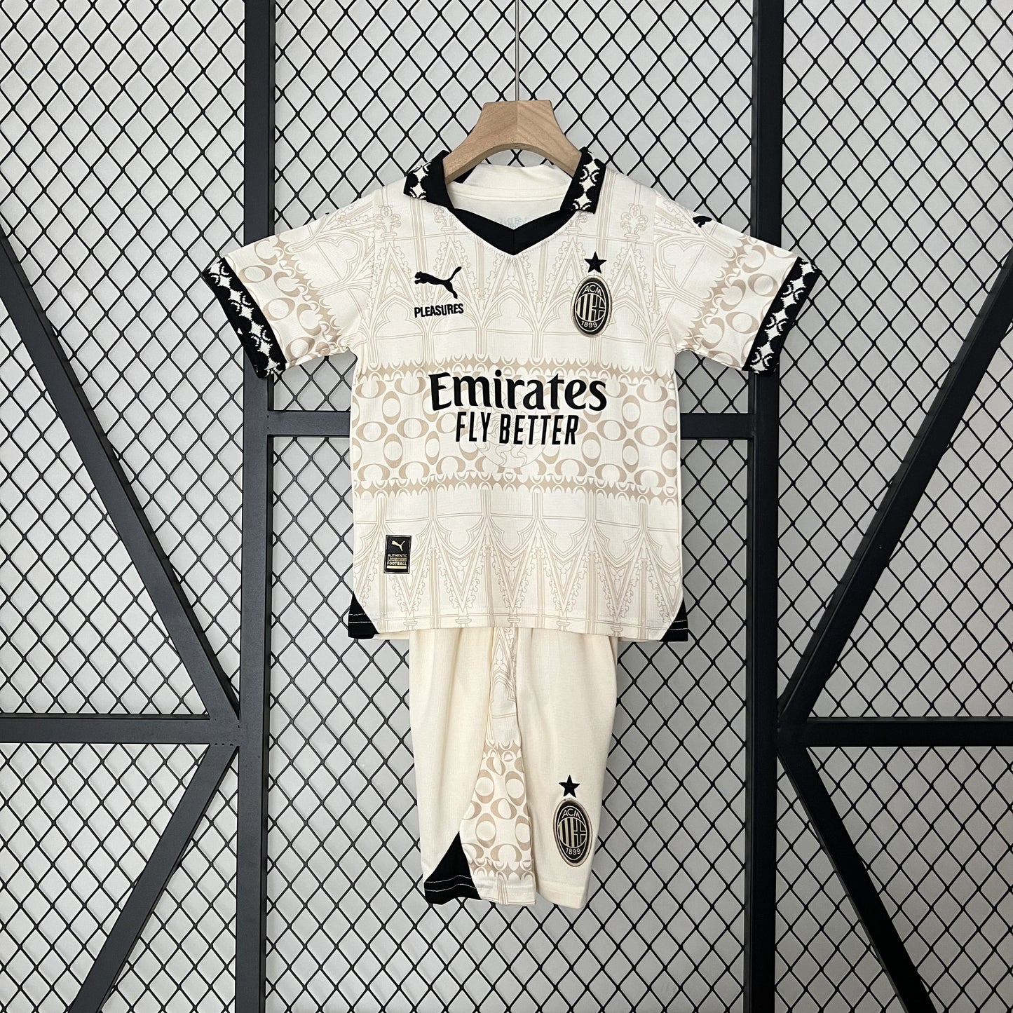 Kit Infantil Infantil Milan Goleiro 24/25 (Sob encomenda)