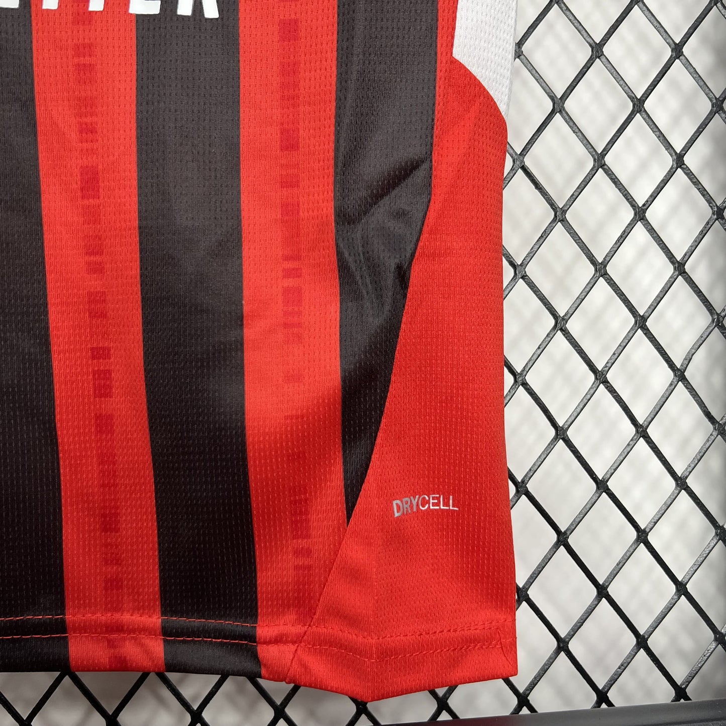 Kit Infantil Milan I 24/25 (Sob encomenda)