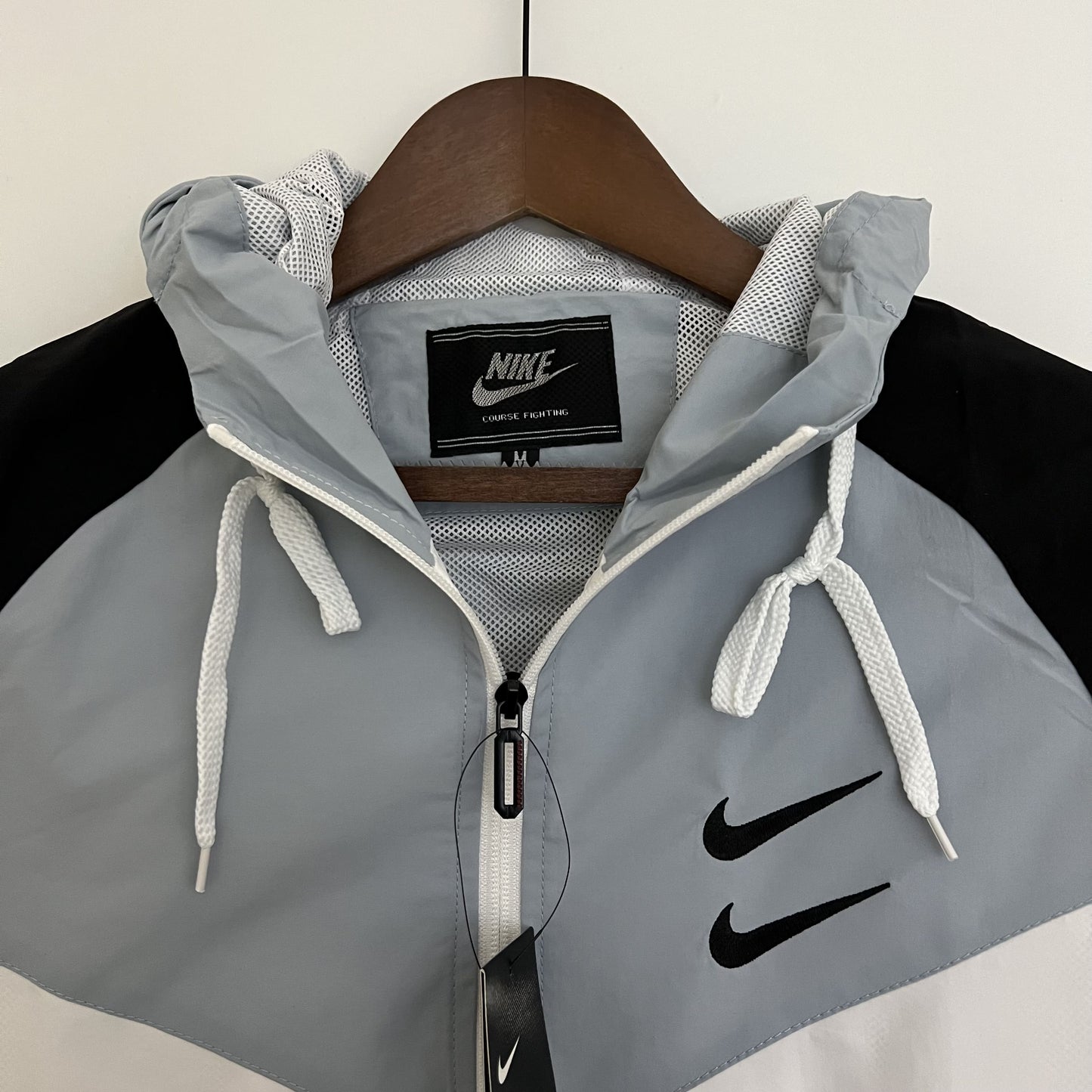 Corta Vento Nike White Gray and Black (Sob encomenda)