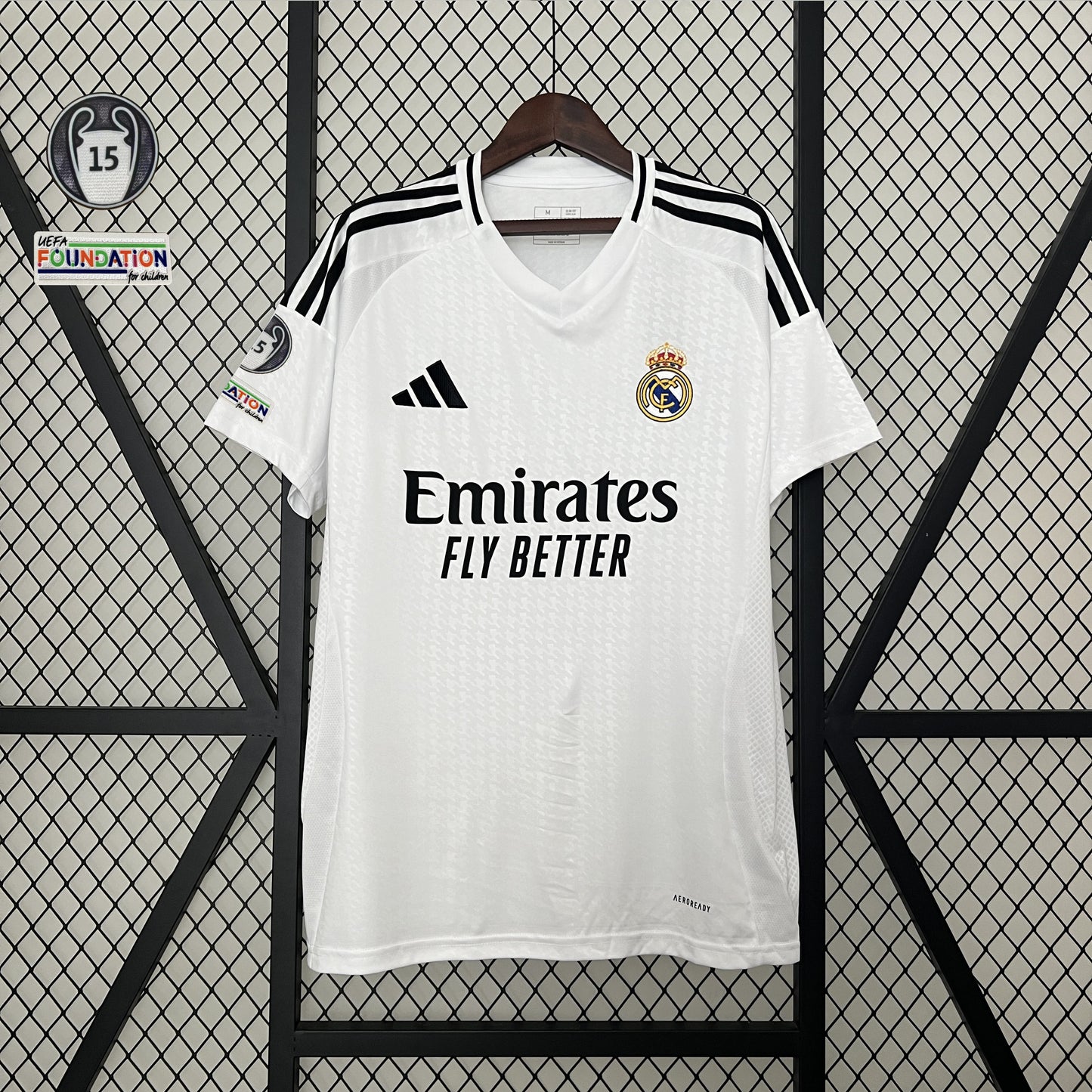 Camisa Real Madrid I 24/25 Torcedor com Patchs (Sob encomenda)