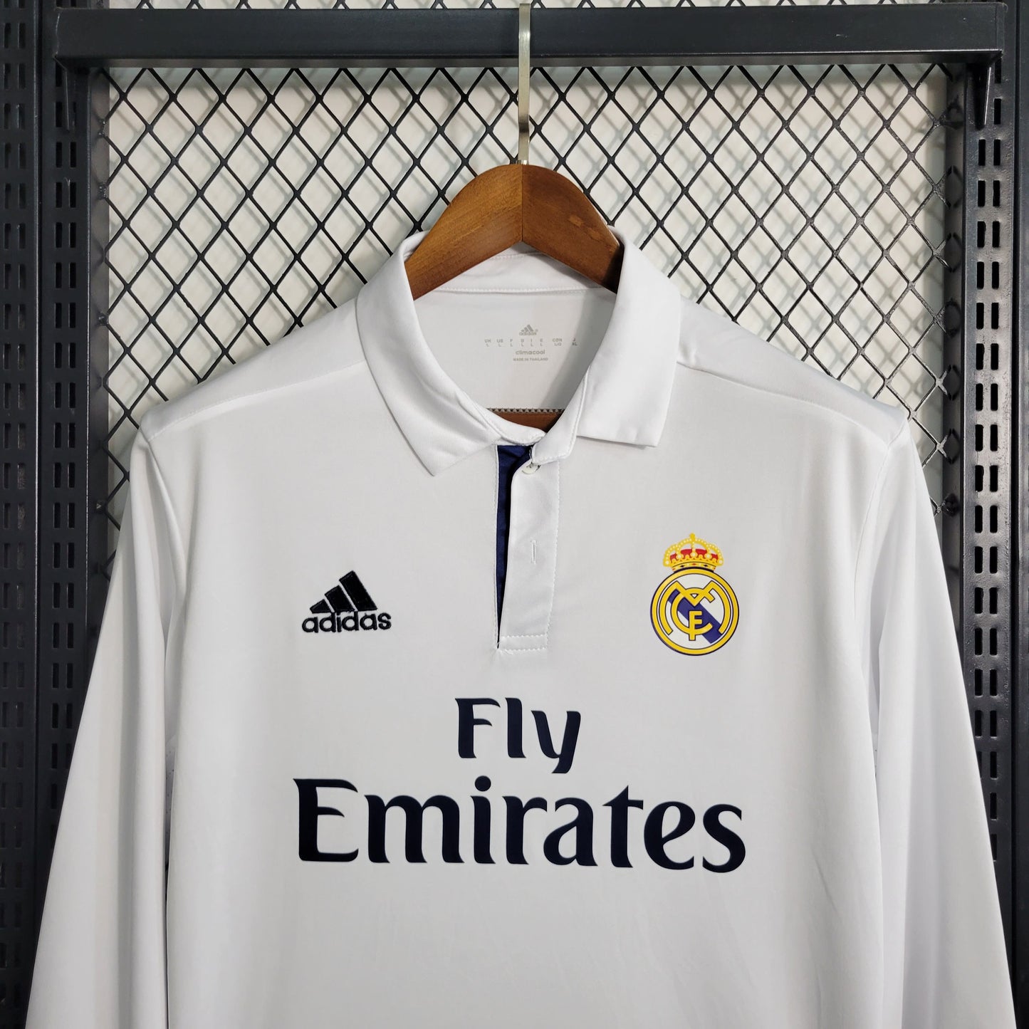 Camisa Real Madrid I 16/17 Retrô Manga Longa (Sob encomenda)