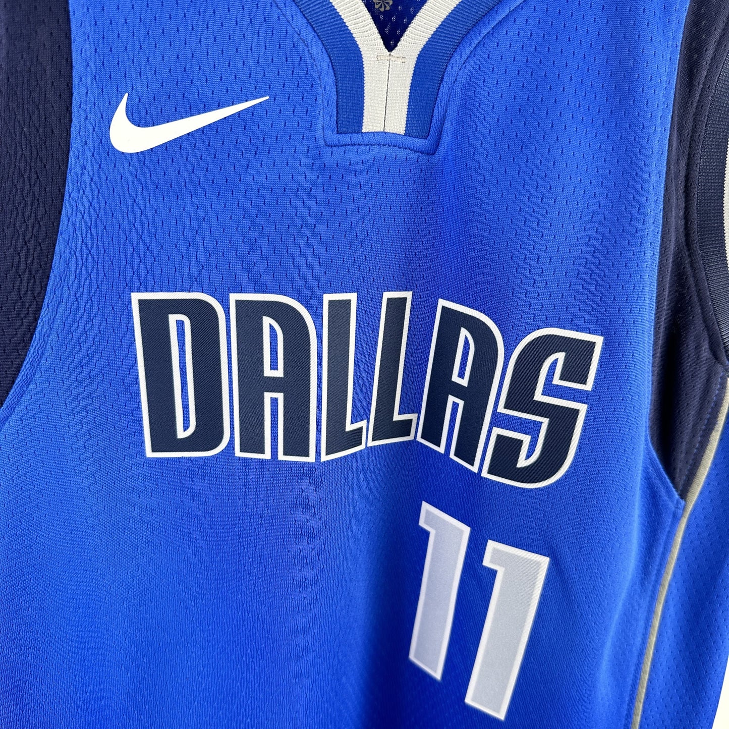 Regata Dallas Mavericks NBA 2023 Icon Edition Swingman Masculina (Sob encomenda)