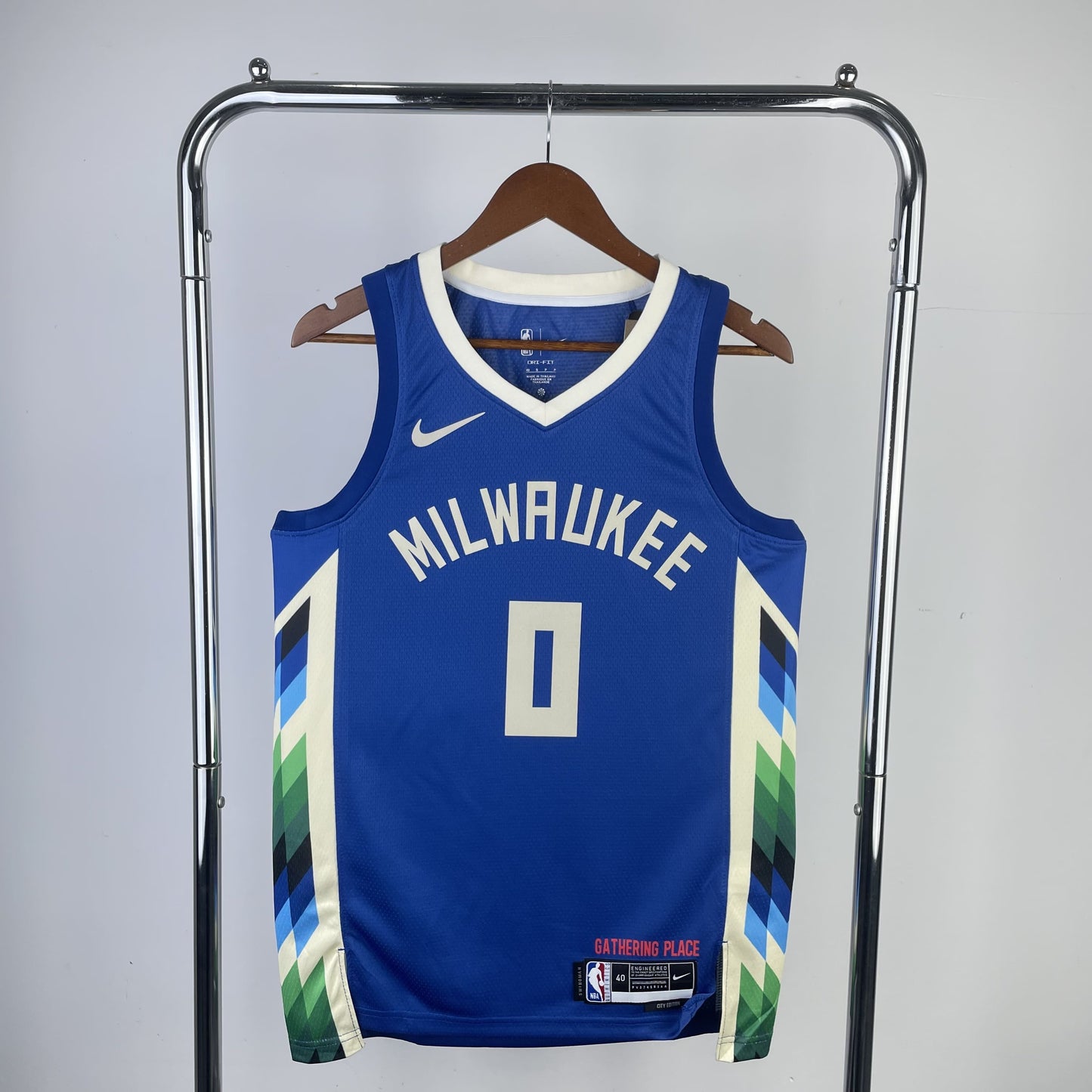 Regata Milwaukee Bucks NBA 2023 City Edition Swingman Masculina (Sob encomenda)