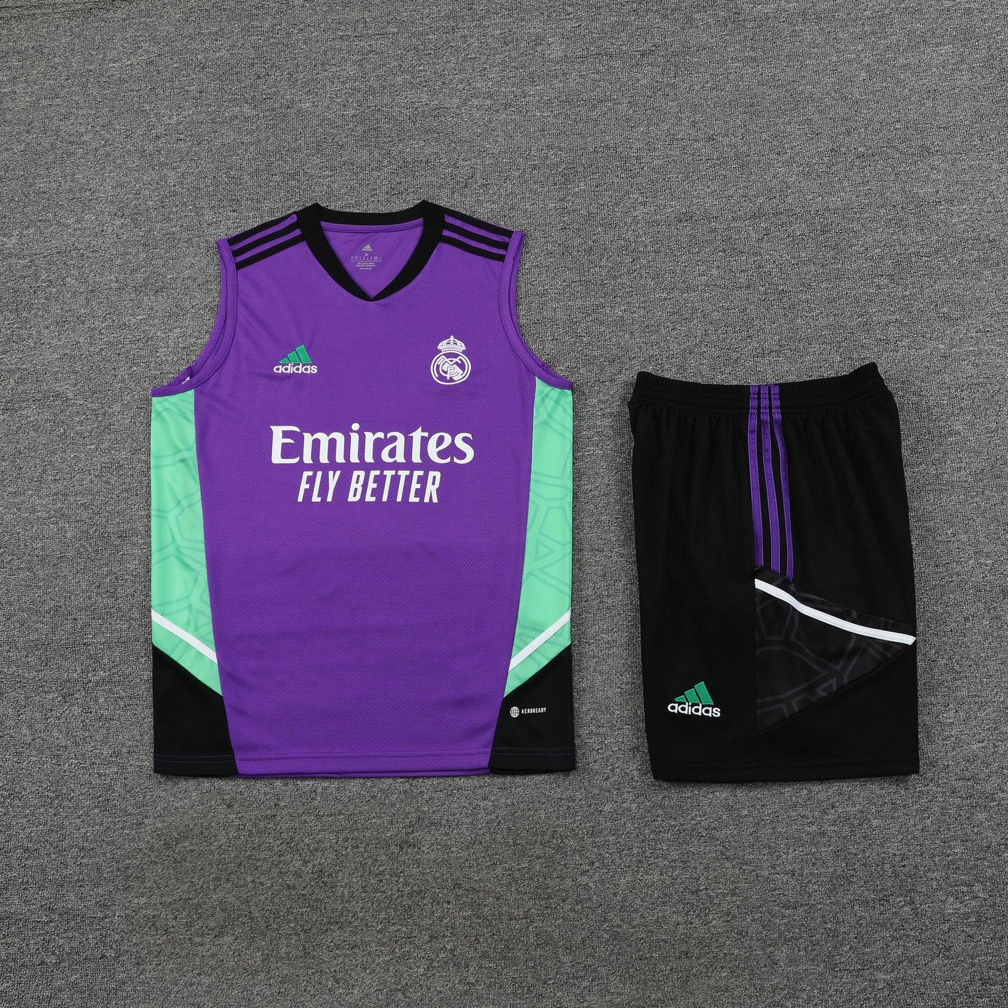 Conjunto de Treino Real Madrid 23/24 (Sob encomenda)