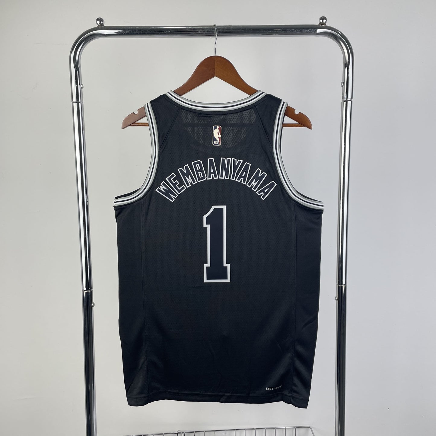 Regata San Antonio Spurs NBA 2023 Classic Edition Swingman Masculina (Sob encomenda)