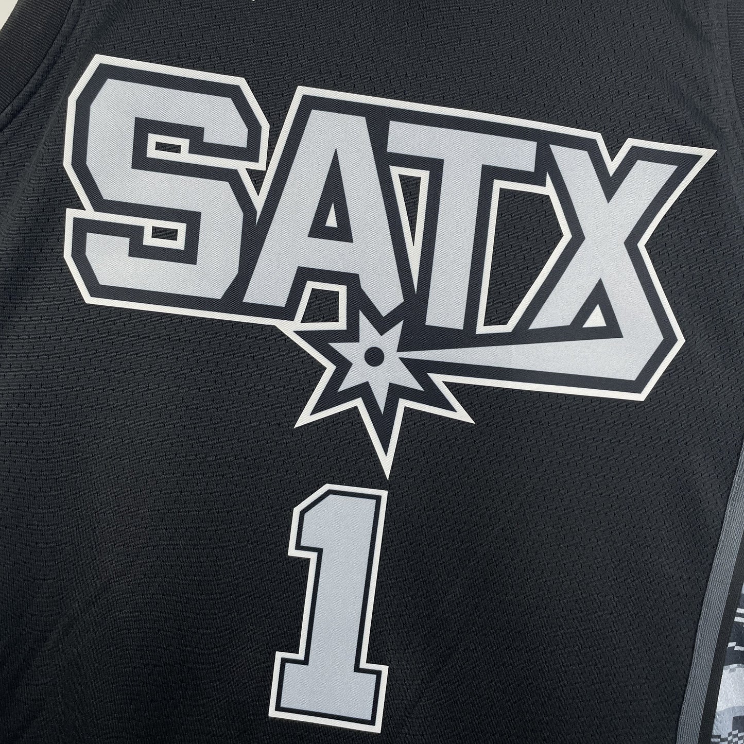 Regata San Antonio Spurs NBA 2023 Statement Edition Swingman Masculina (Sob encomenda)