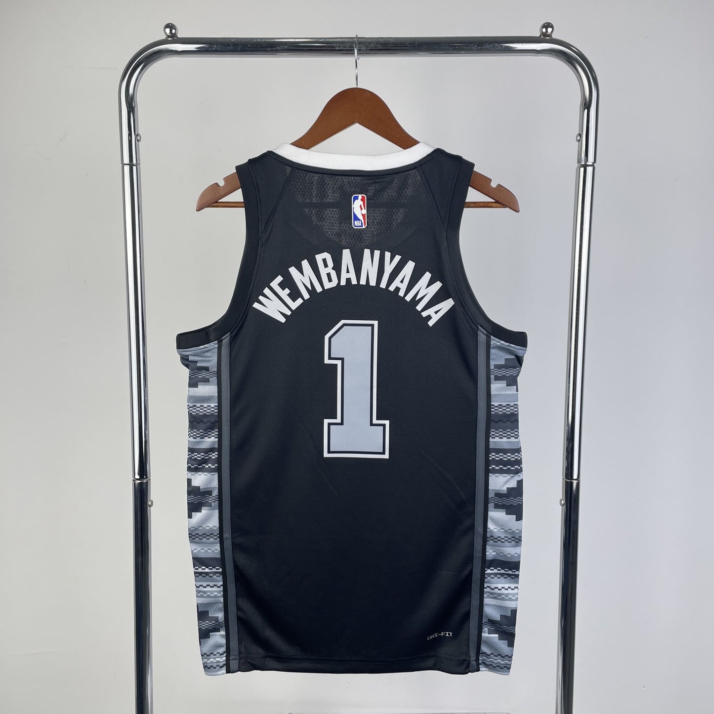 Regata San Antonio Spurs NBA 2023 Statement Edition Swingman Masculina (Sob encomenda)