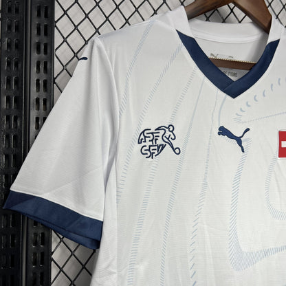 Camisa Suíça II 2024 Torcedor (Sob encomenda)