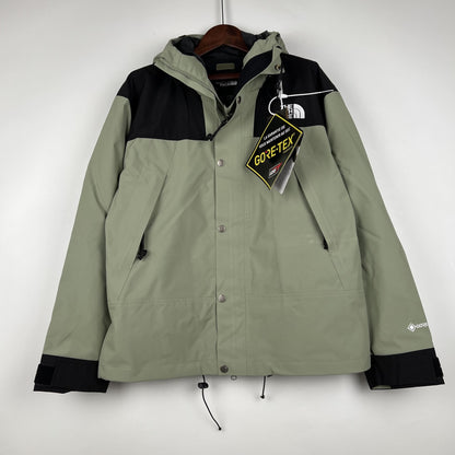 Corta Vento The North Face GORE-TEX Dark Green and Black (Sob encomenda)