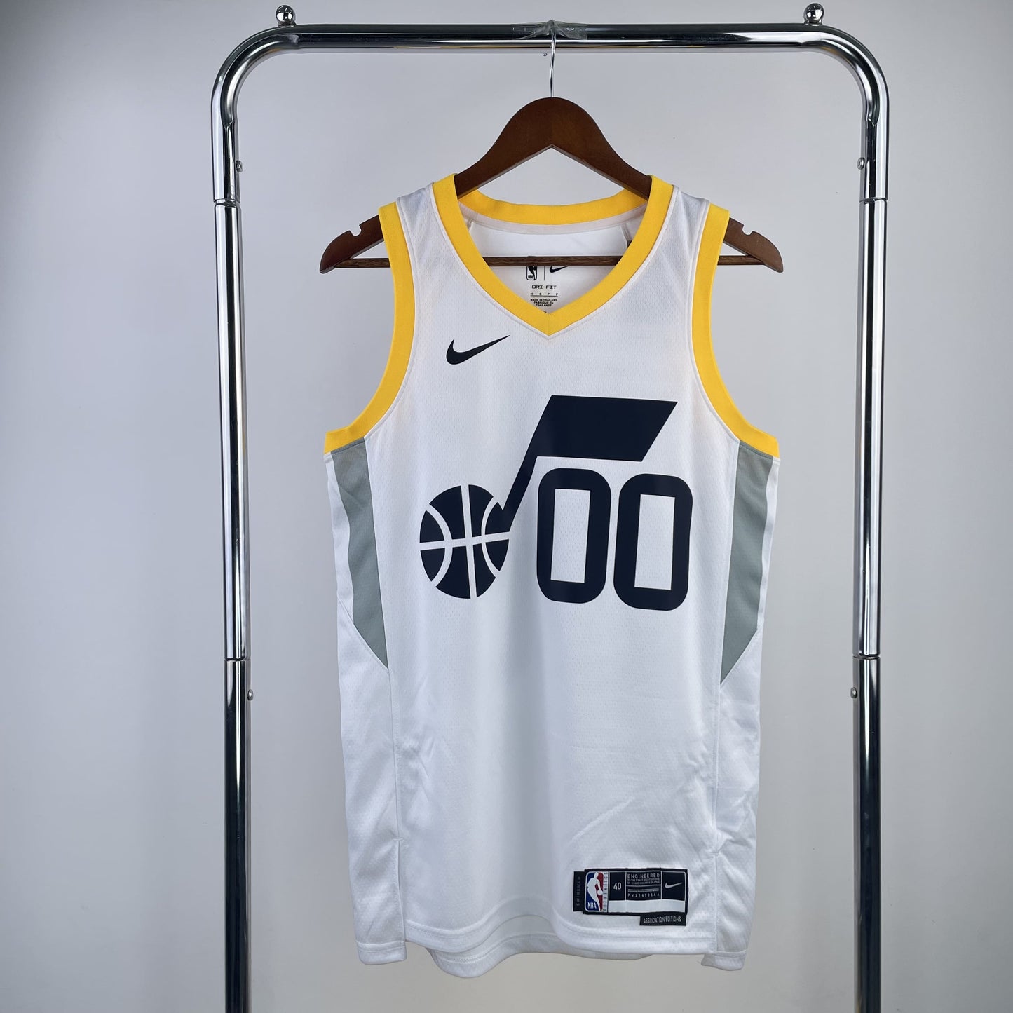 Regata Utah Jazz NBA 2023 Association Edition Swingman Masculina (Sob encomenda)