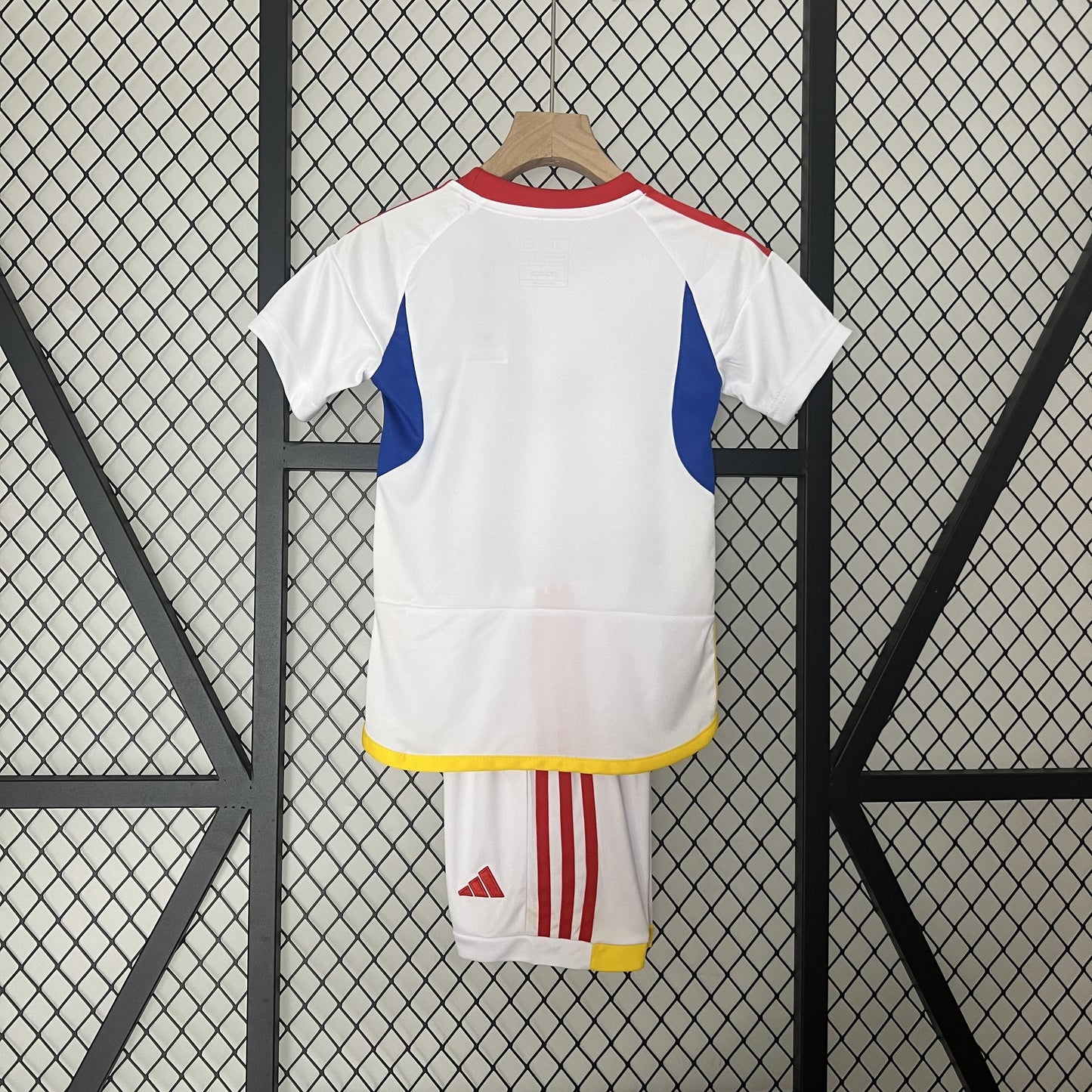 Kit Infantil Venezuela II 2024 (Sob encomenda)