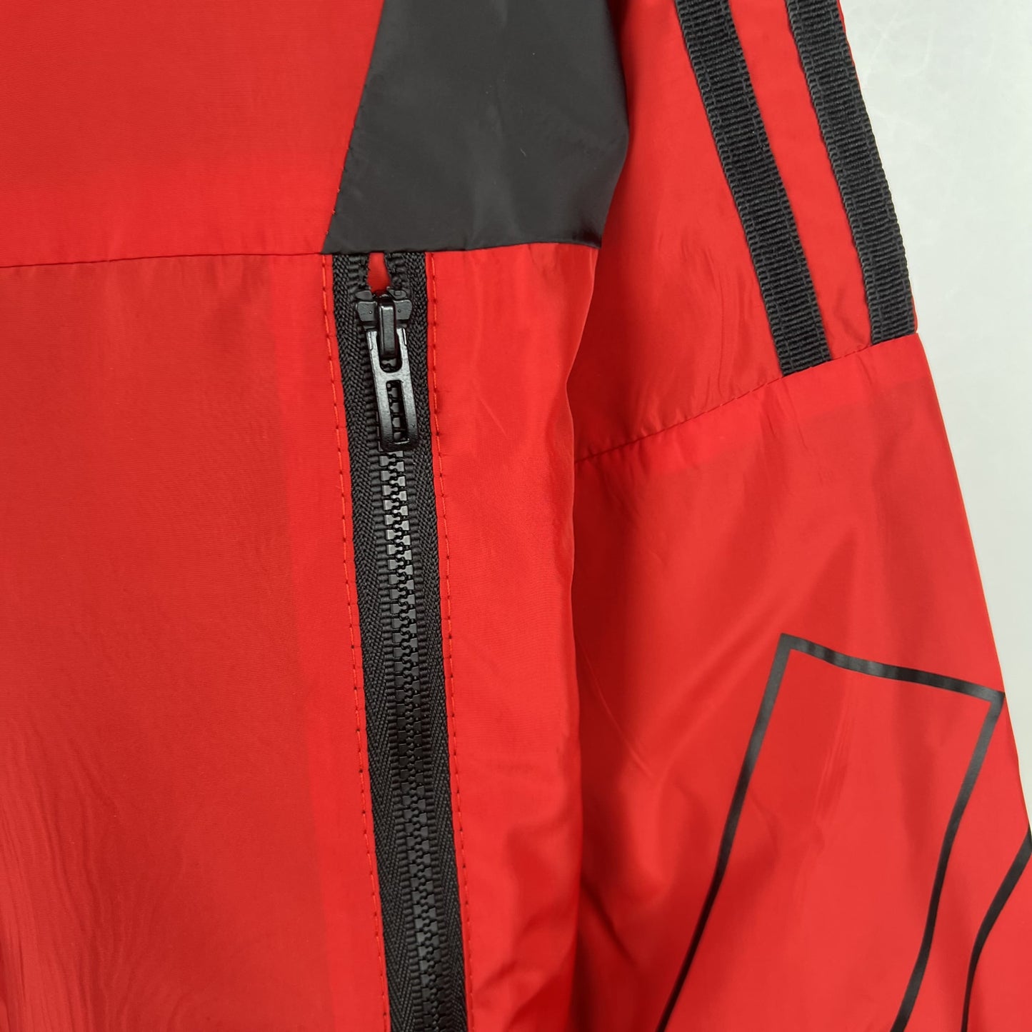 Corta Vento Adidas Red (Sob encomenda)